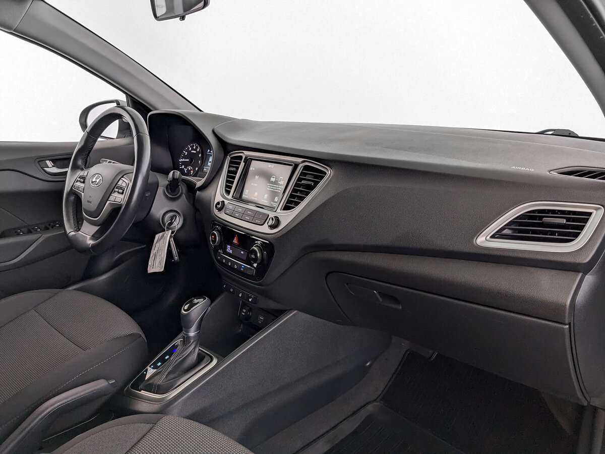 Hyundai Solaris с пробегом — 2019 год. Фото: #8