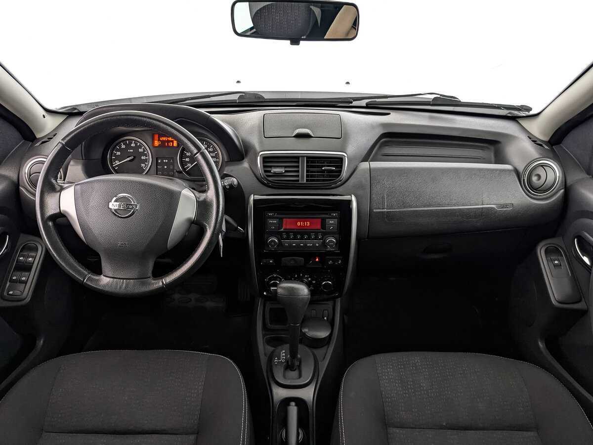 Nissan Terrano с пробегом — 2015 год. Фото: #9