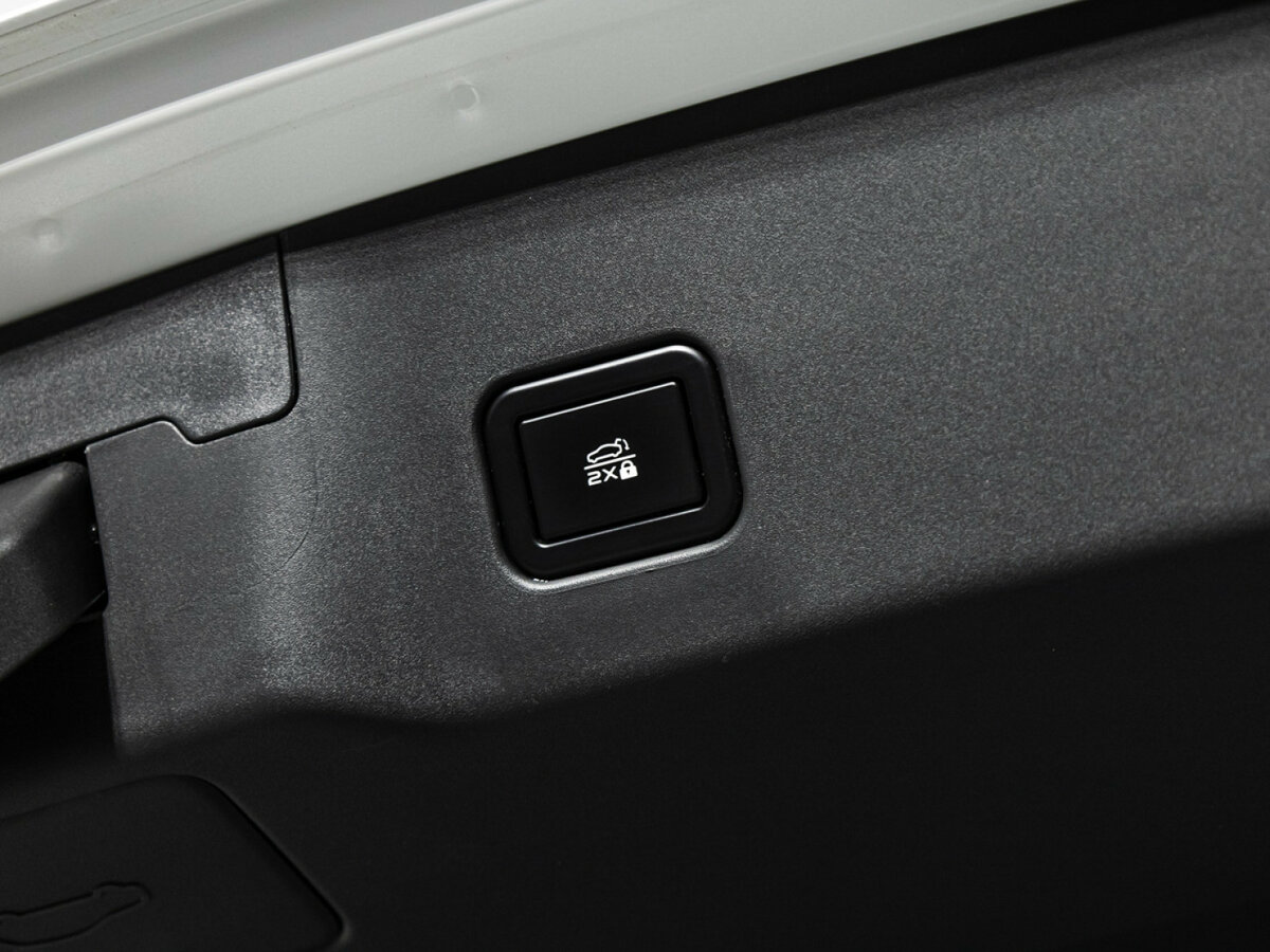 Changan UNI-V с пробегом — 2023 год. Фото: #24