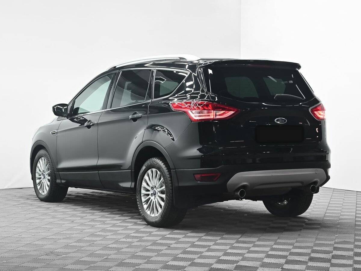 Ford Kuga с пробегом — 2014 год. Фото: #2