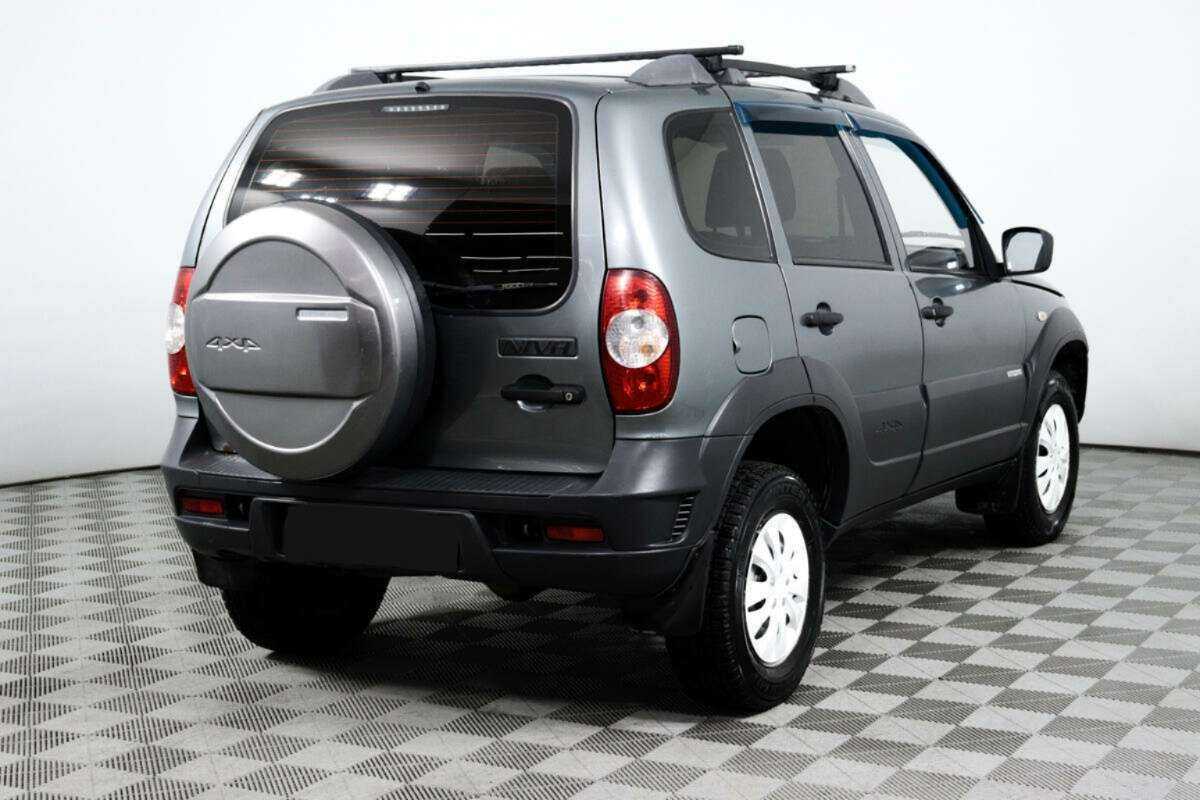 Chevrolet Niva с пробегом — 2014 год. Фото: #4