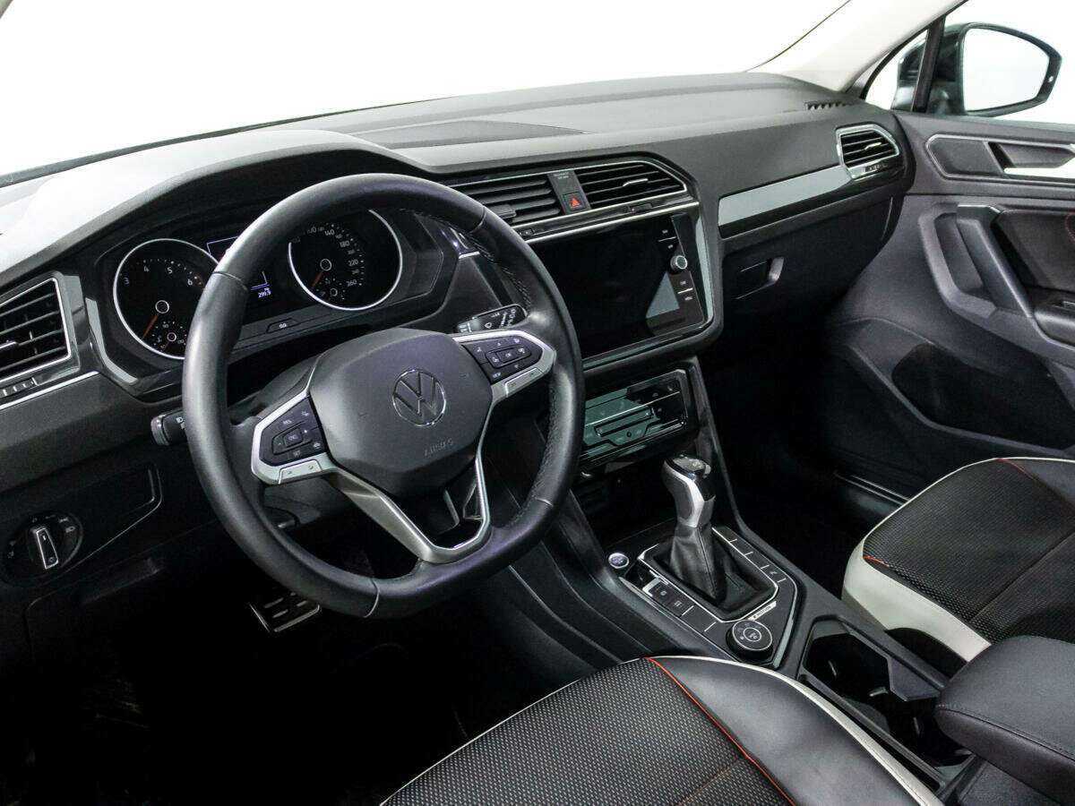 Volkswagen Tiguan с пробегом — 2022 год. Фото: #10