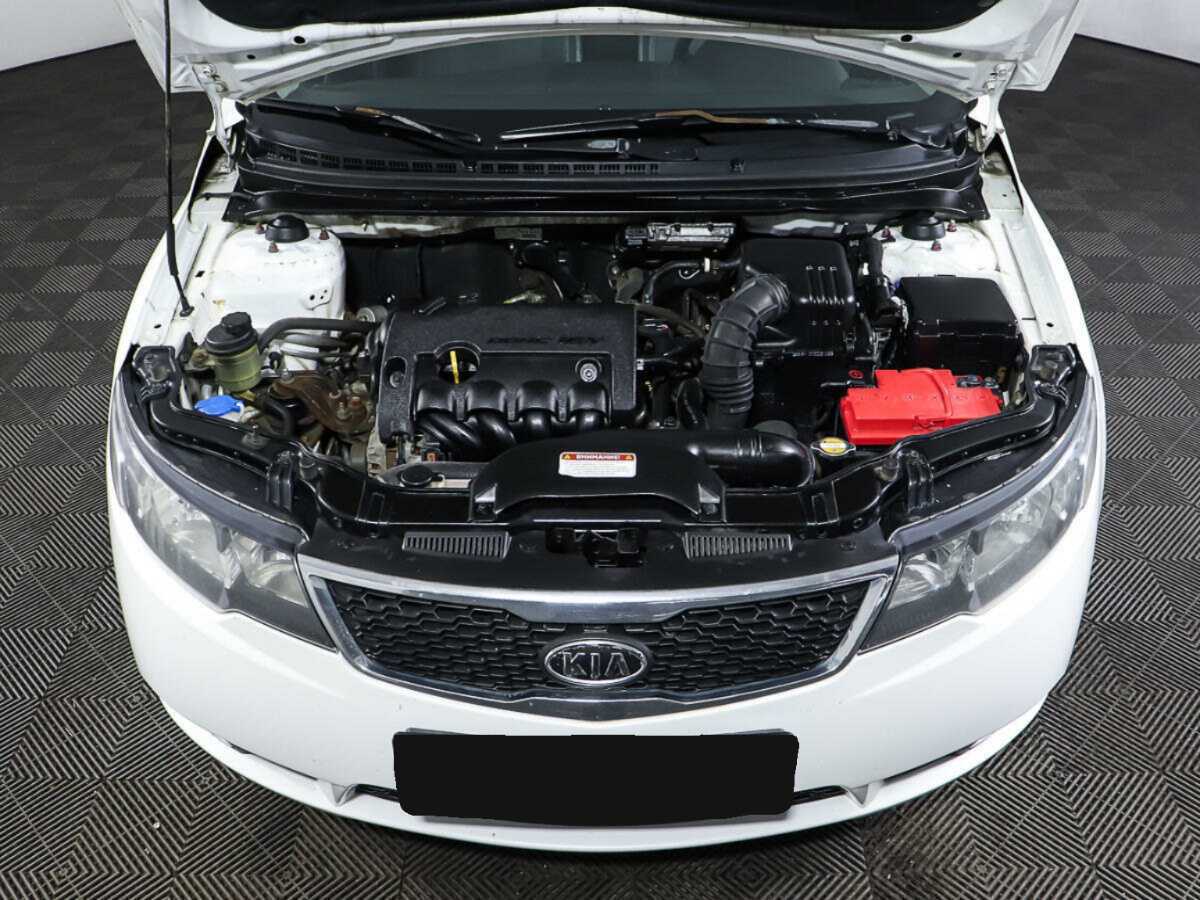 Kia Cerato с пробегом — 2012 год. Фото: #8