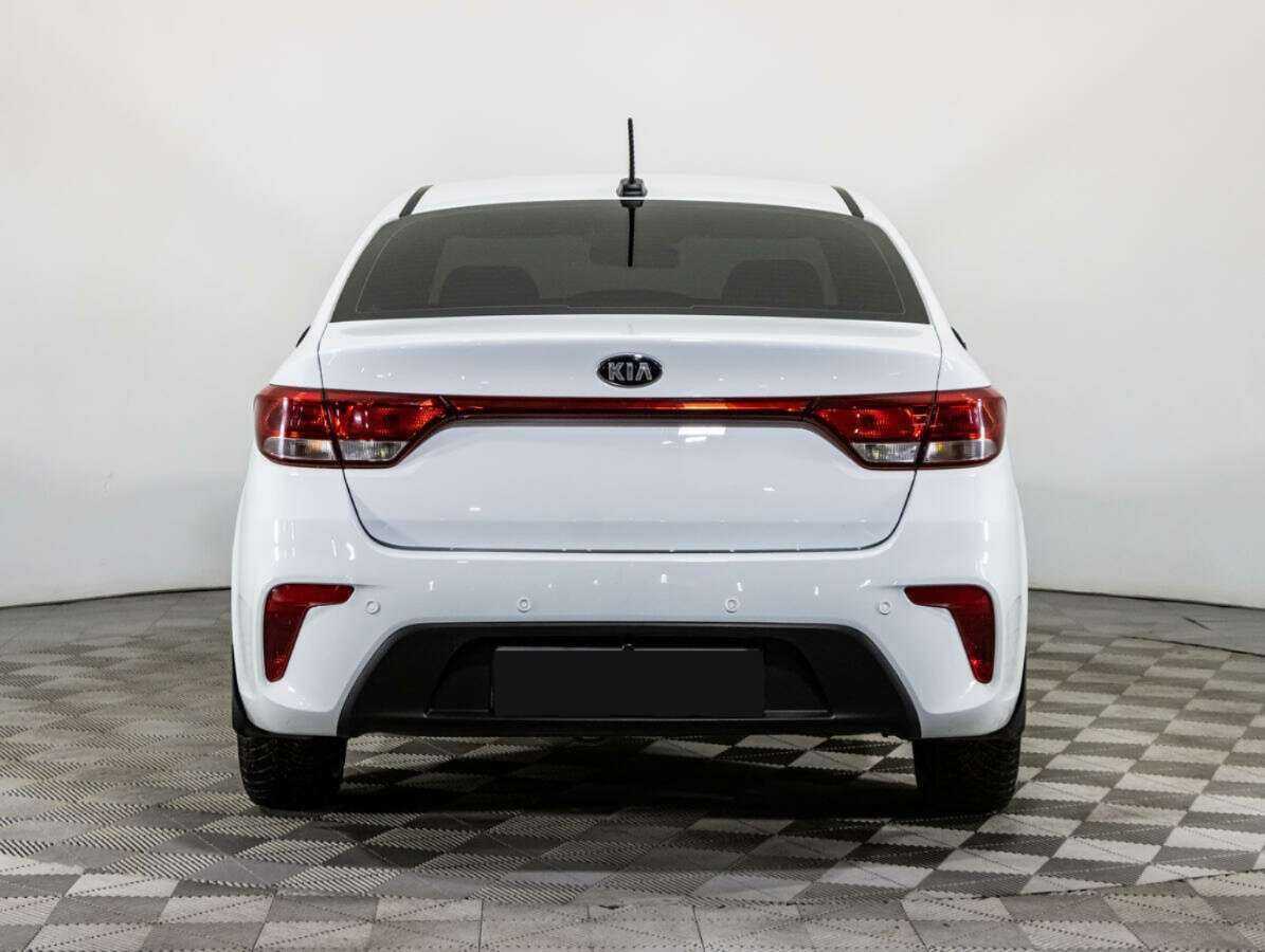 Kia Rio с пробегом — 2019 год. Фото: #5