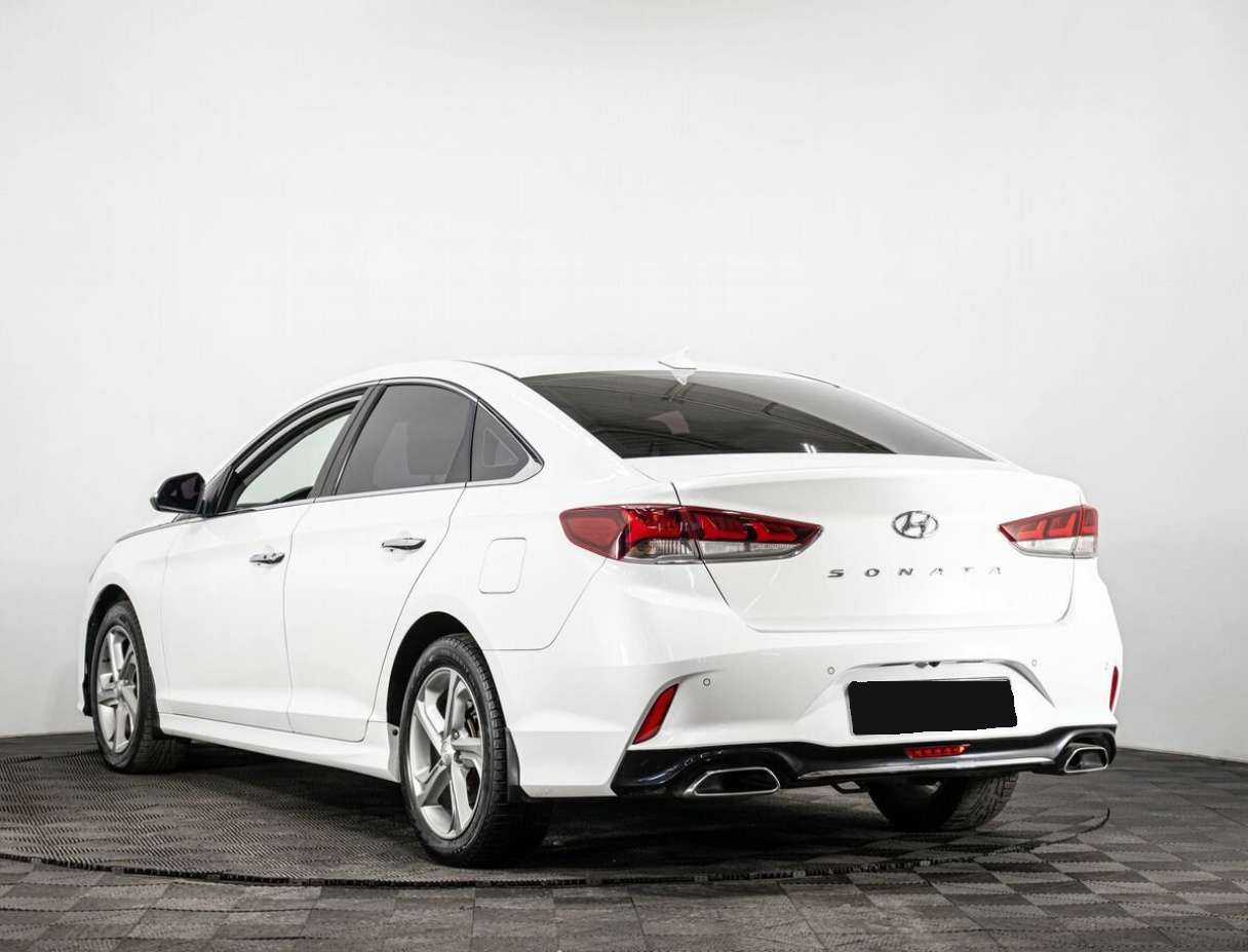 Hyundai Sonata с пробегом — 2017 год. Фото: #3