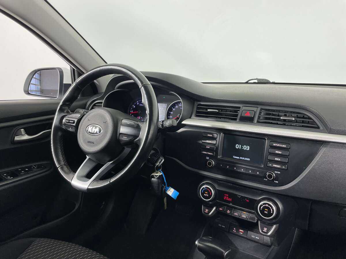 Kia Rio с пробегом — 2020 год. Фото: #12