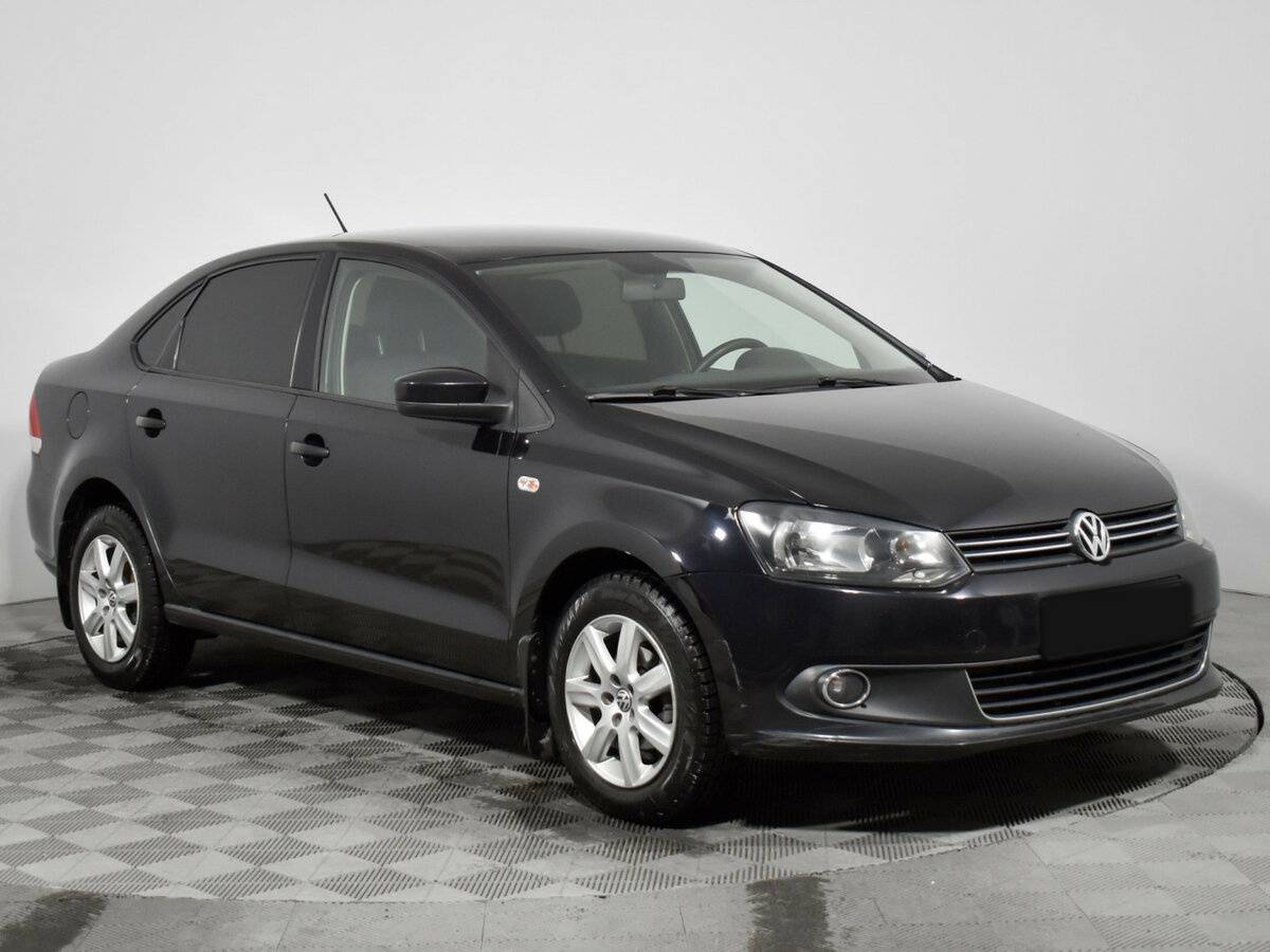 Volkswagen Polo с пробегом — 2013 год. Фото: #2