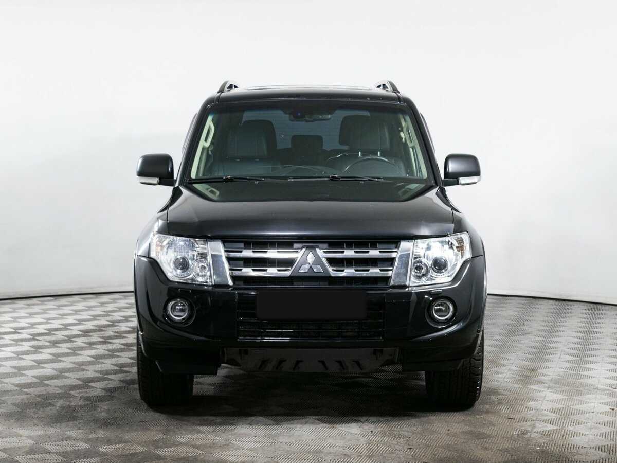Mitsubishi Pajero с пробегом — 2013 год. Фото: #1