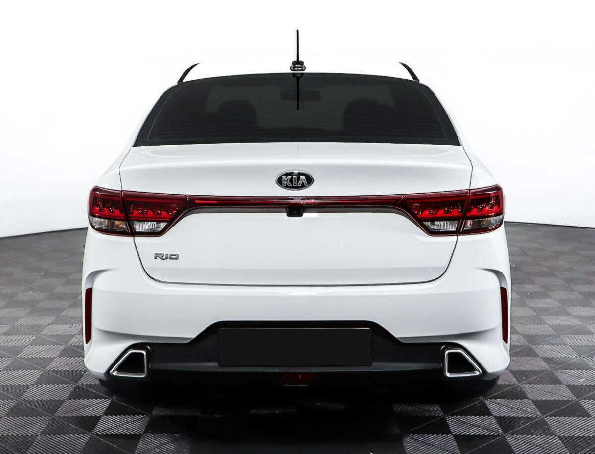 Kia Rio с пробегом — 2021 год. Фото: #5