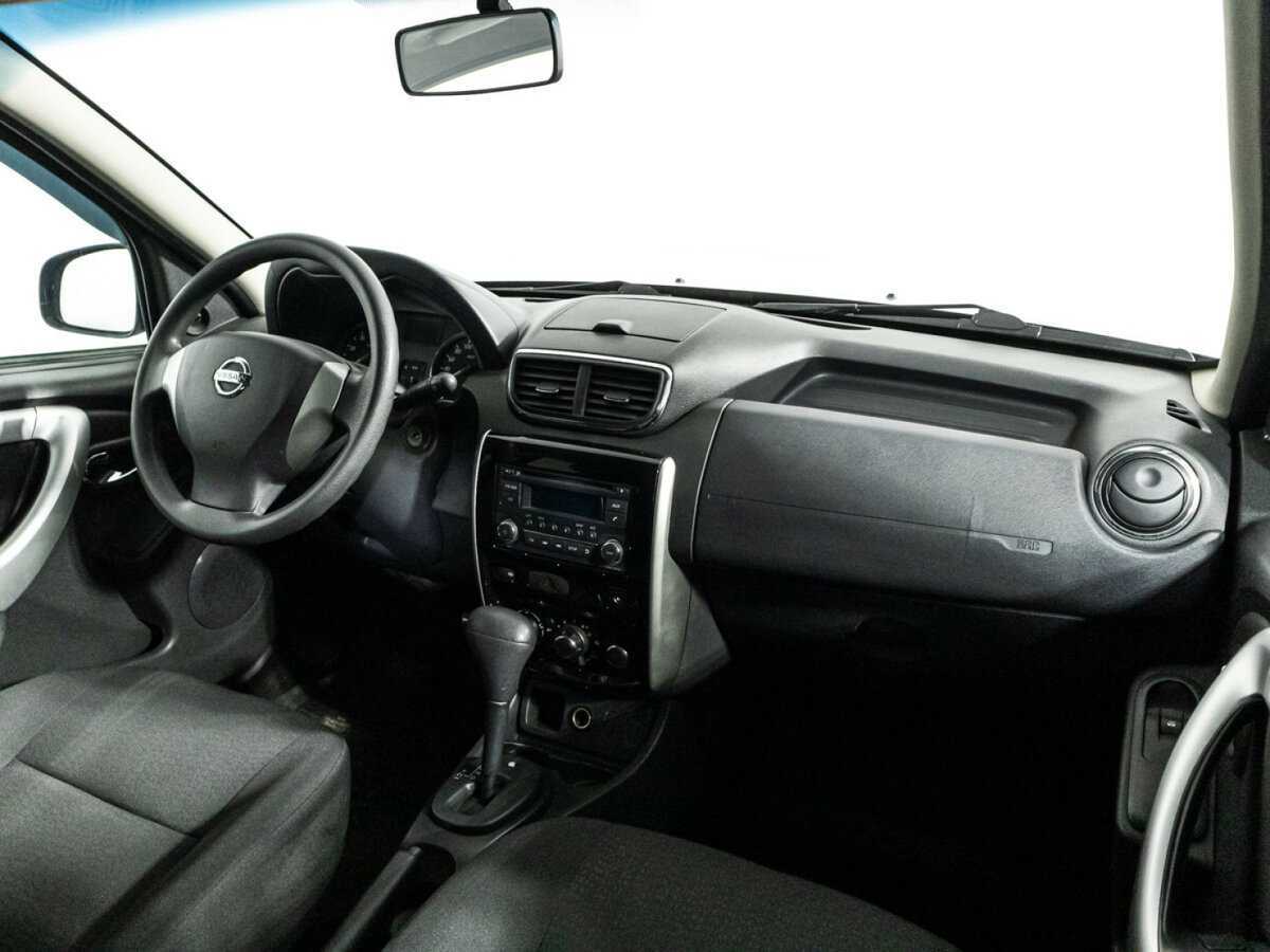 Nissan Terrano с пробегом — 2014 год. Фото: #8