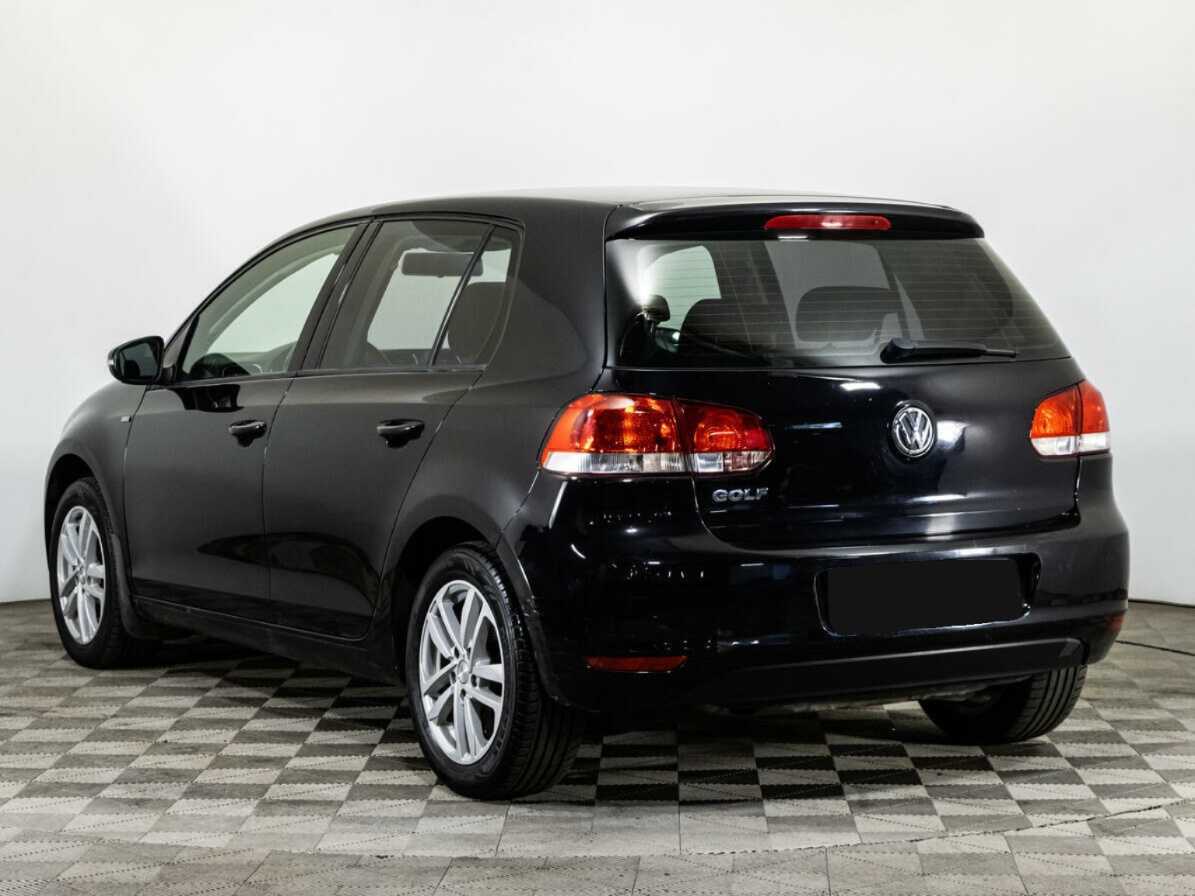 Volkswagen Golf с пробегом — 2012 год. Фото: #6