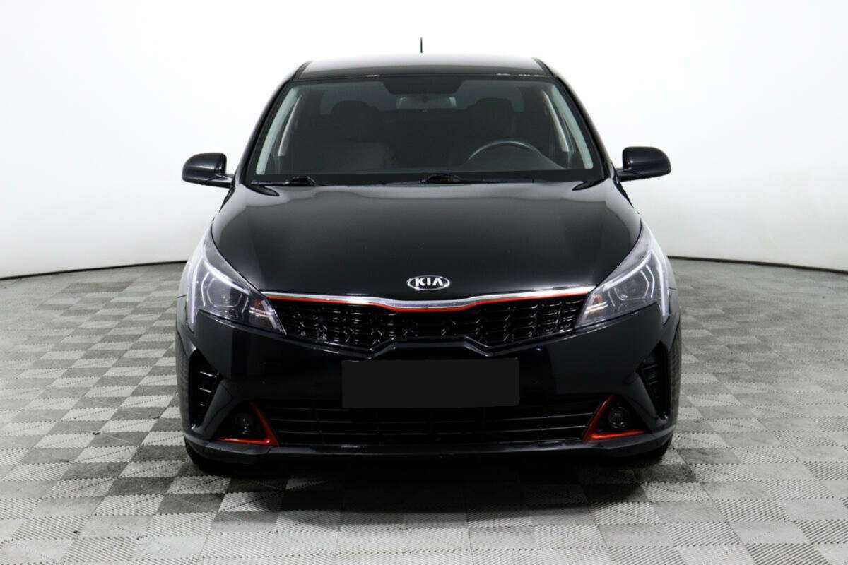 Kia Rio с пробегом — 2020 год. Фото: #1