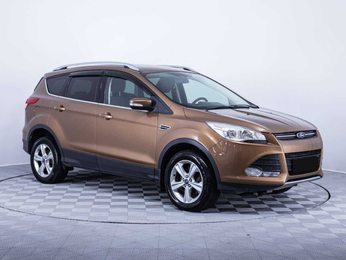 Ford Kuga с пробегом — 2013 год. Фото: #2
