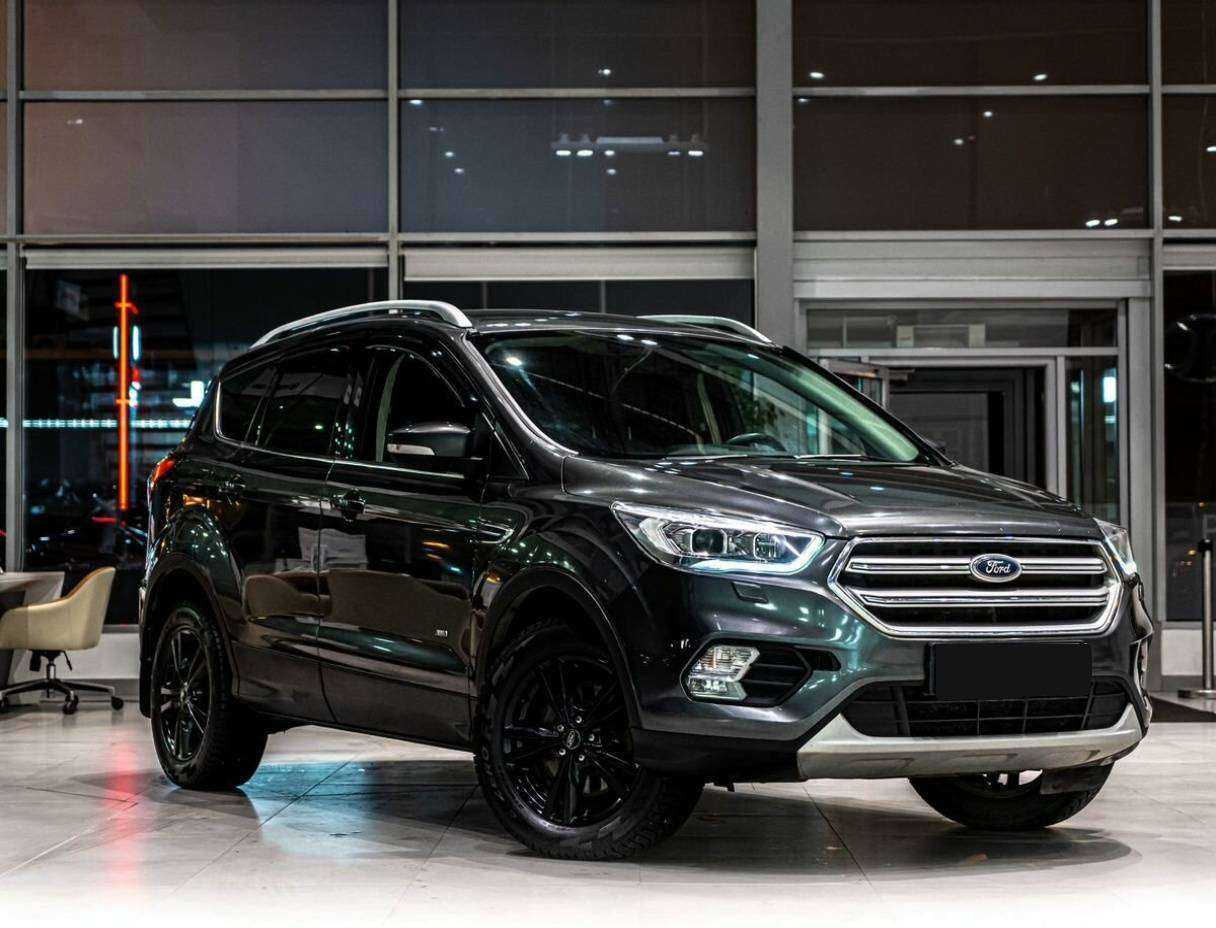 Ford Kuga с пробегом — 2018 год. Фото: #1
