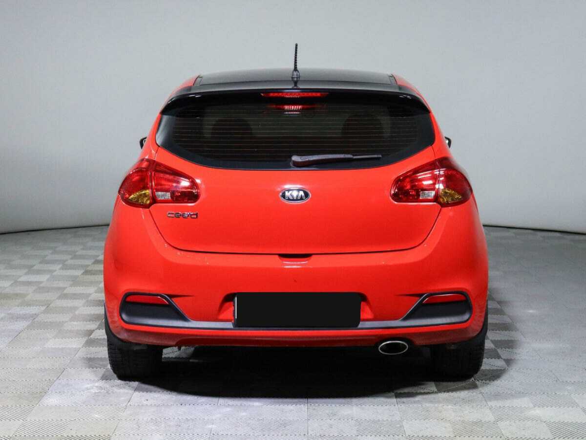 Kia Ceed с пробегом — 2014 год. Фото: #4