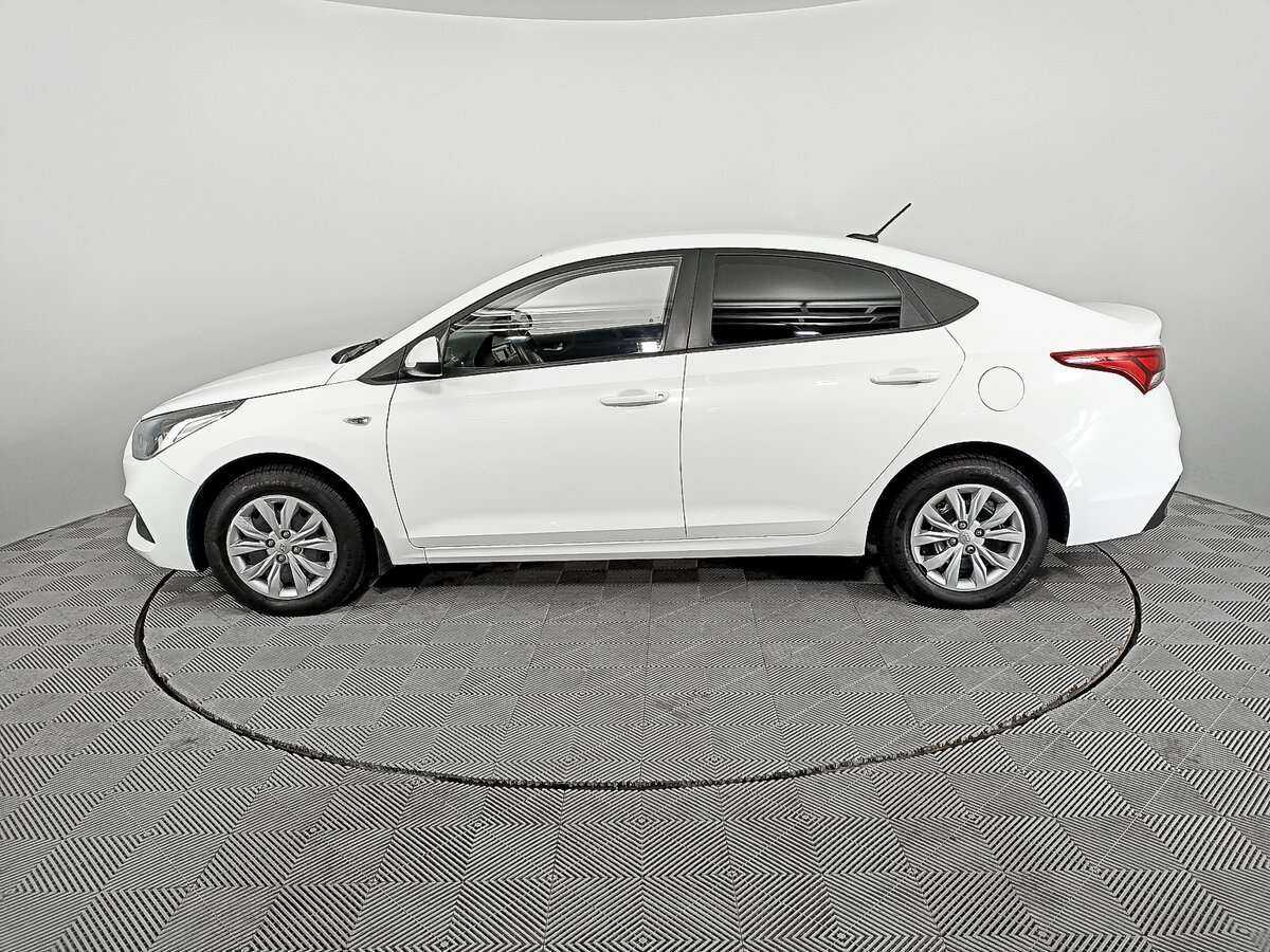 Hyundai Solaris с пробегом — 2019 год. Фото: #7