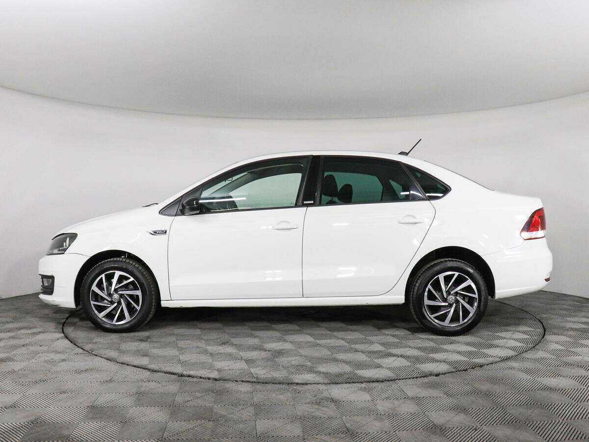 Volkswagen Polo с пробегом — 2017 год. Фото: #7