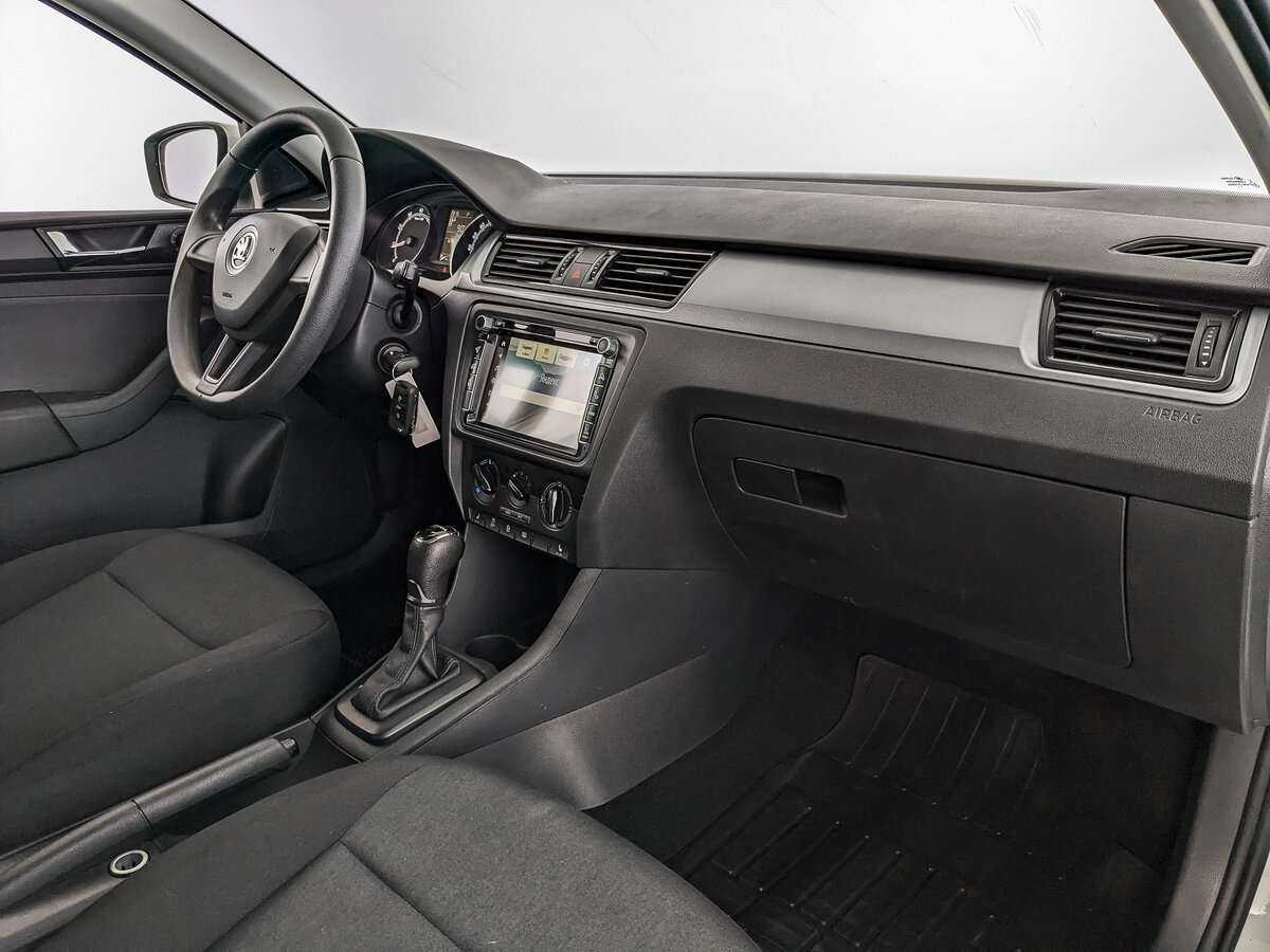Skoda Rapid с пробегом — 2018 год. Фото: #8