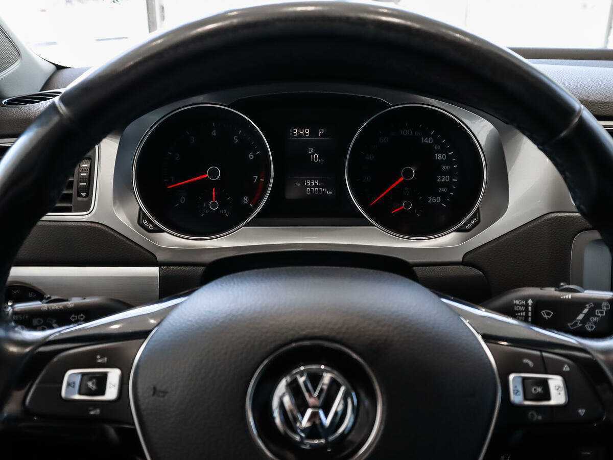 Volkswagen Jetta с пробегом — 2017 год. Фото: #15