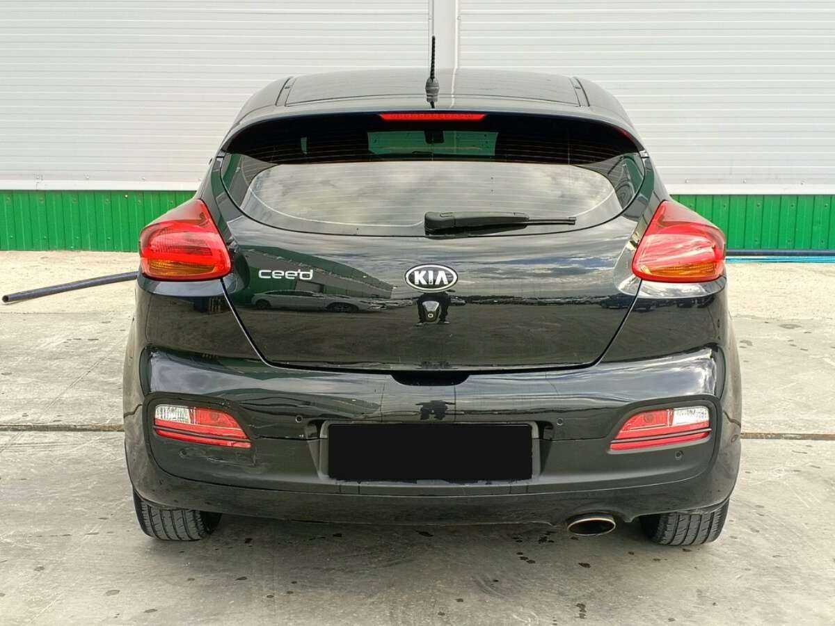 Kia Ceed с пробегом — 2015 год. Фото: #5