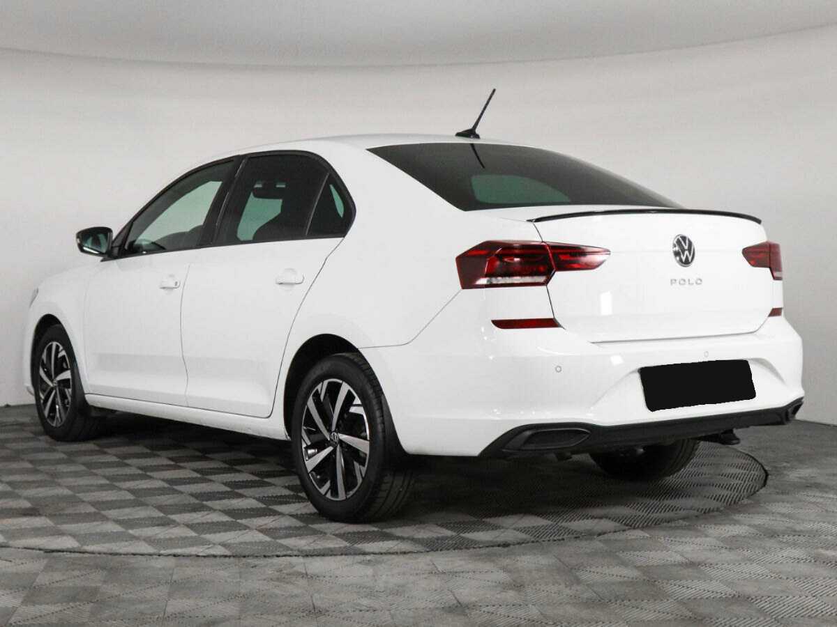 Volkswagen Polo с пробегом — 2021 год. Фото: #6