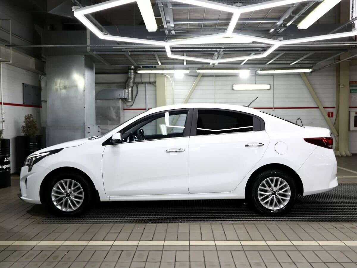 Kia Rio с пробегом — 2021 год. Фото: #4