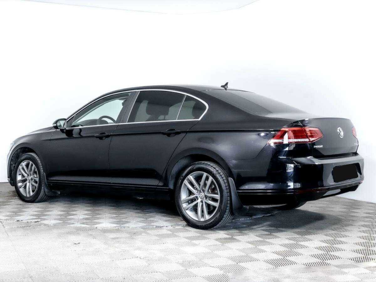 Volkswagen Passat с пробегом — 2017 год. Фото: #5