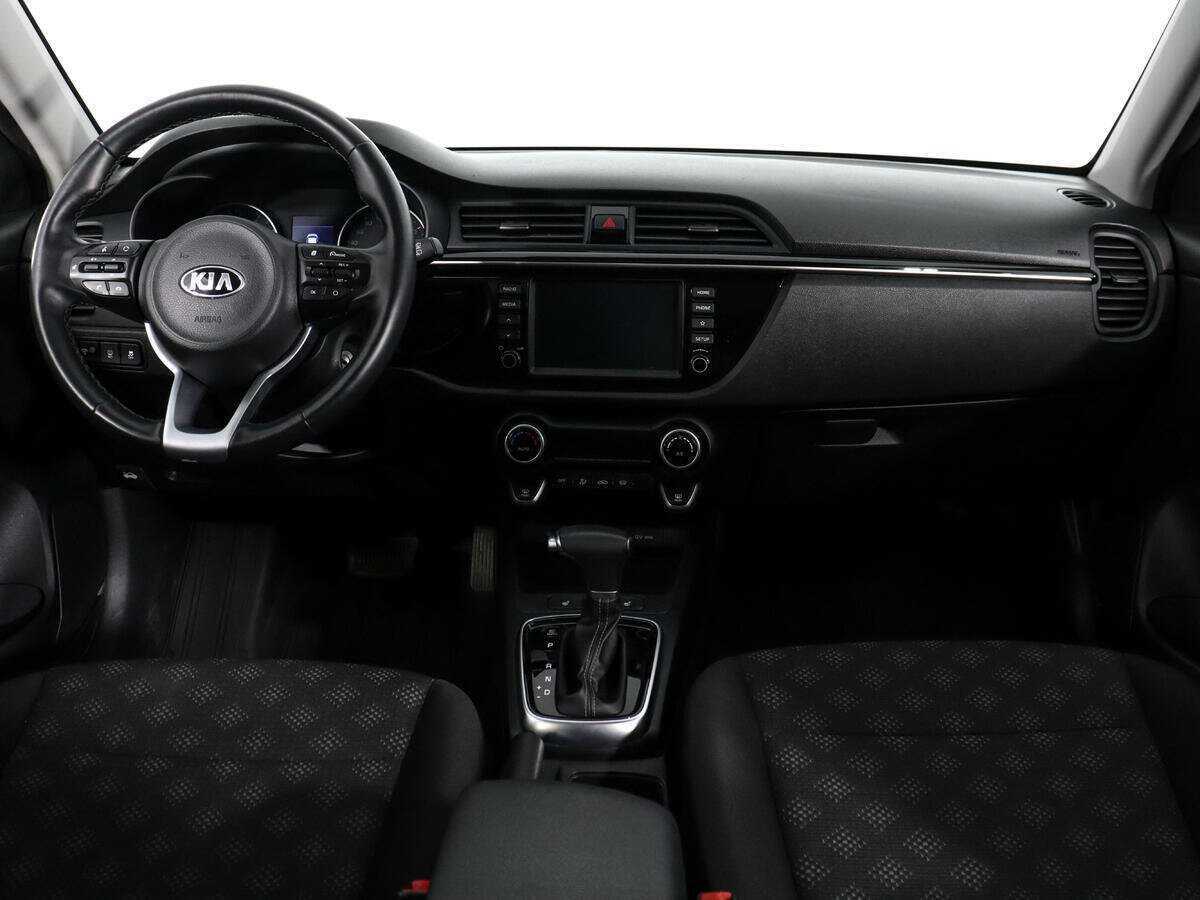 Kia Rio с пробегом — 2020 год. Фото: #8