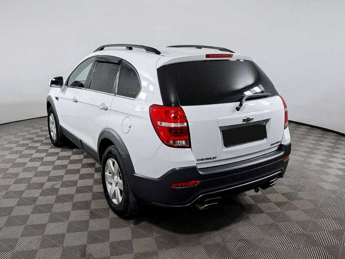 Chevrolet Captiva с пробегом — 2014 год. Фото: #6