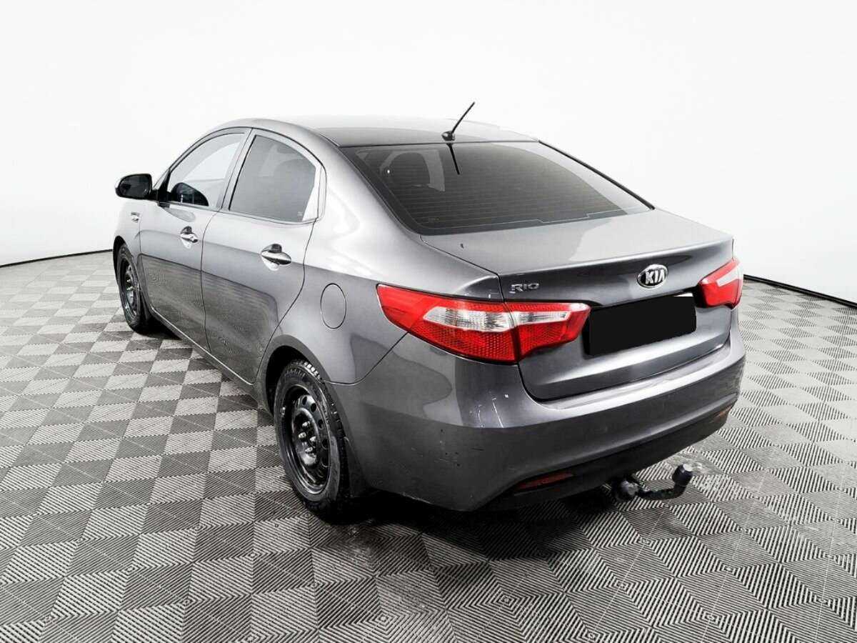 Kia Rio с пробегом — 2014 год. Фото: #5