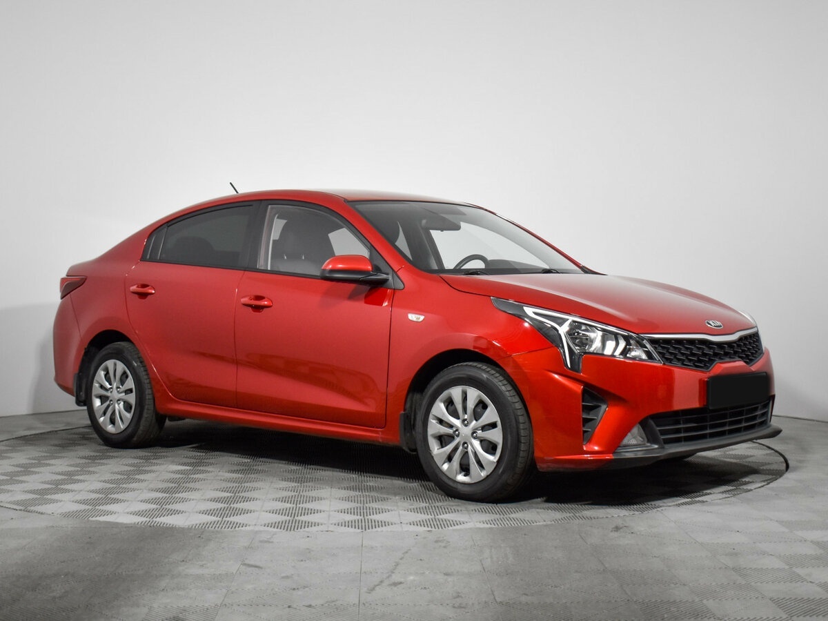 Kia Rio с пробегом — 2021 год. Фото: #2