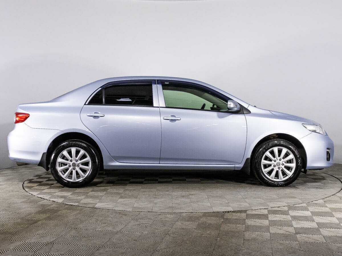 Toyota Corolla с пробегом — 2013 год. Фото: #3