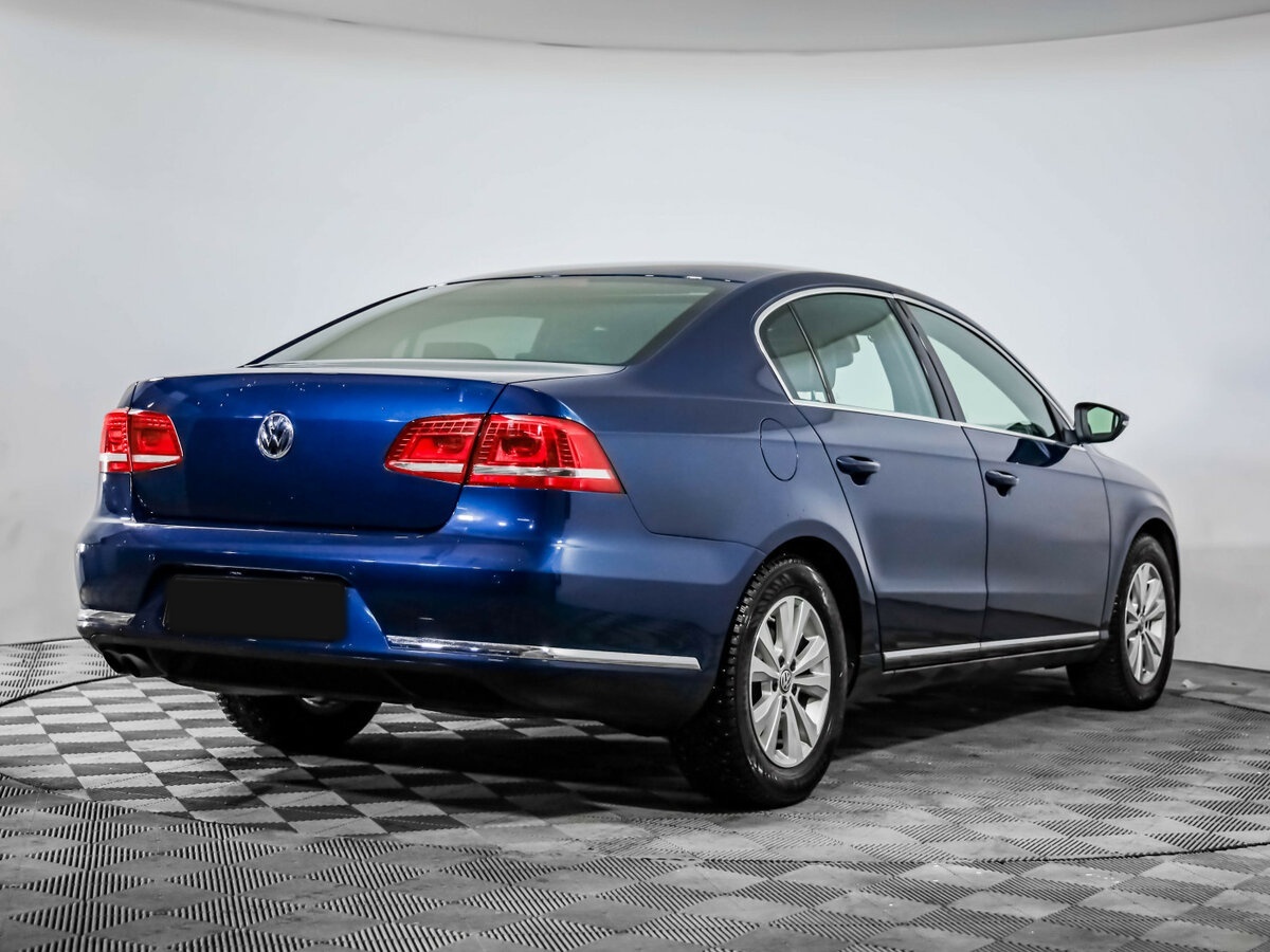Volkswagen Passat с пробегом — 2014 год. Фото: #4