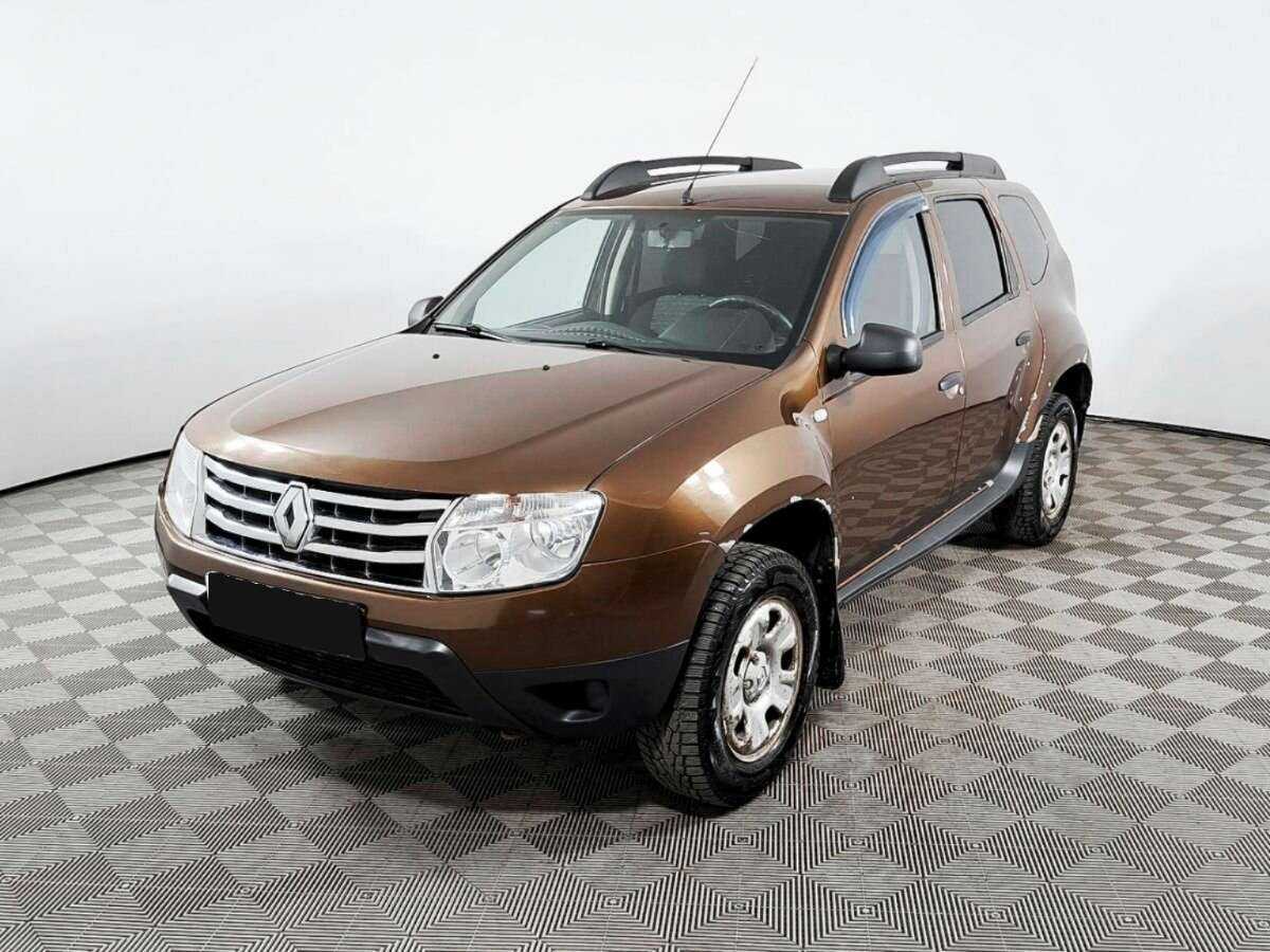Renault Duster с пробегом — 2012 год. Посмотреть фото