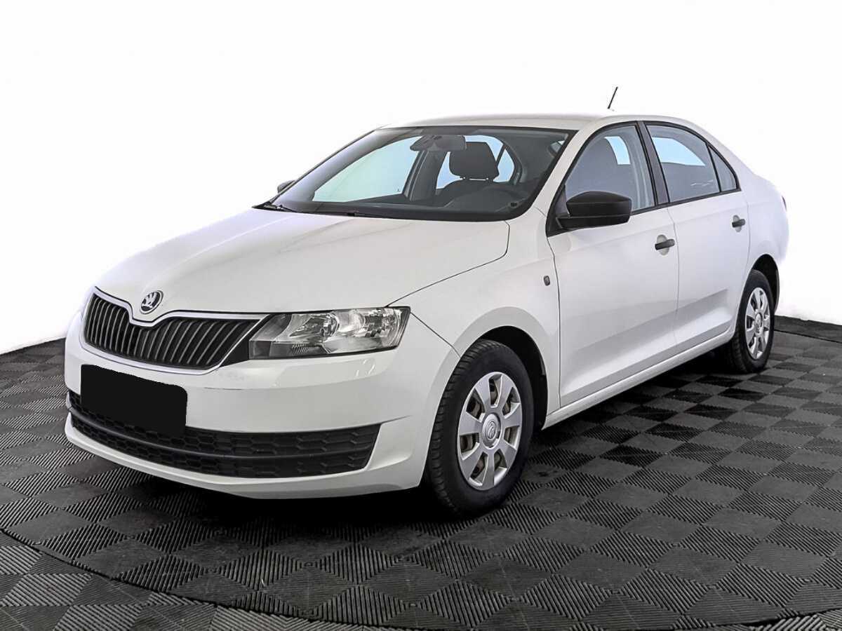 Skoda Rapid с пробегом — 2017 год. Посмотреть фото