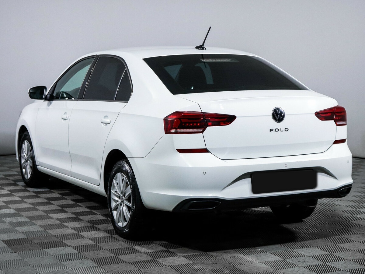 Volkswagen Polo с пробегом — 2021 год. Фото: #5