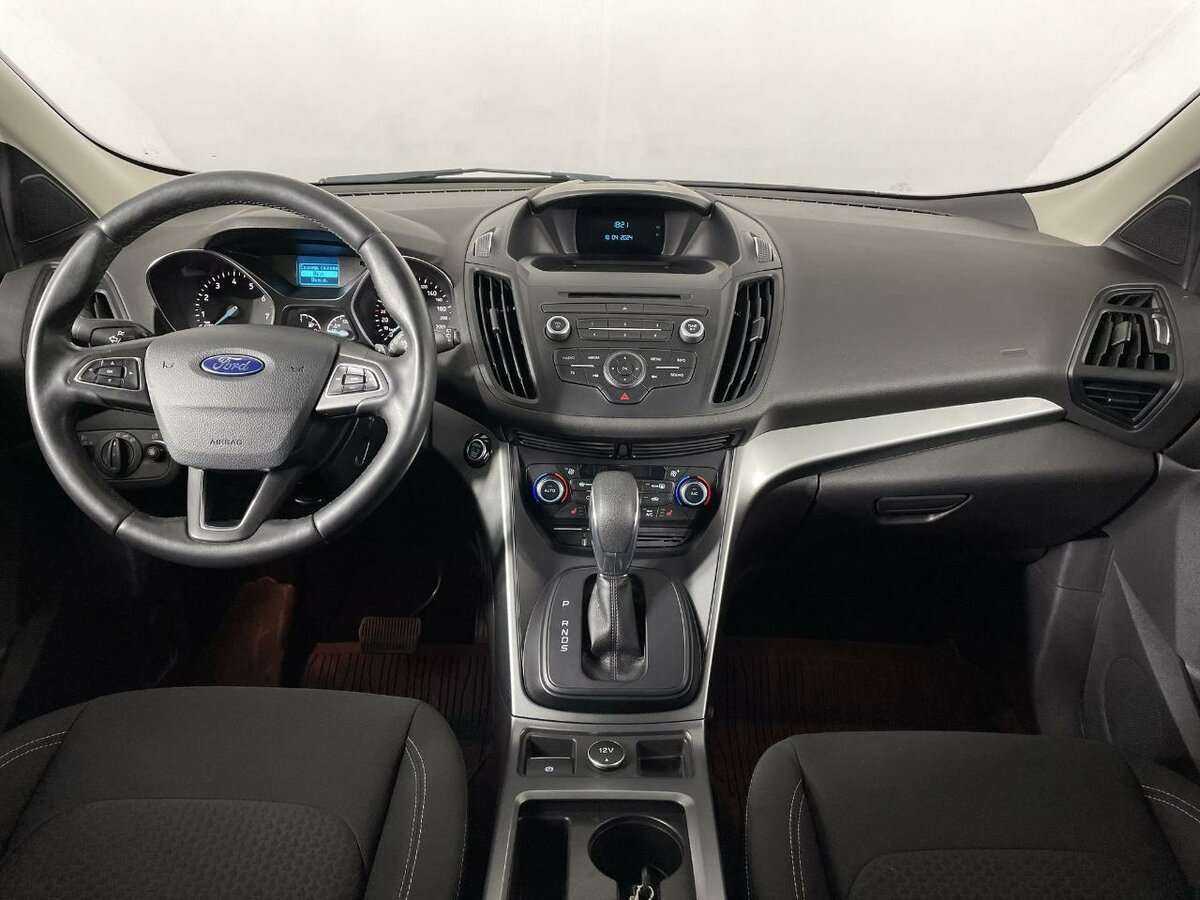 Ford Kuga с пробегом — 2017 год. Фото: #6