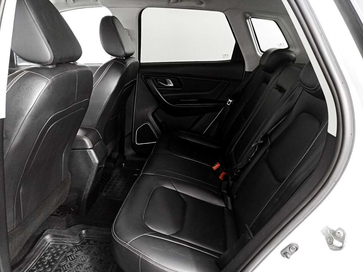 FAW Besturn X40 с пробегом — 2020 год. Фото: #9