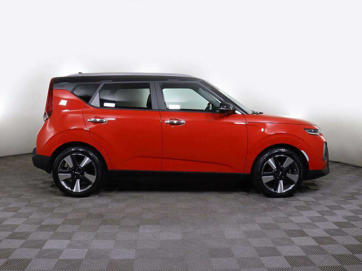 Kia Soul с пробегом — 2022 год. Фото: #2