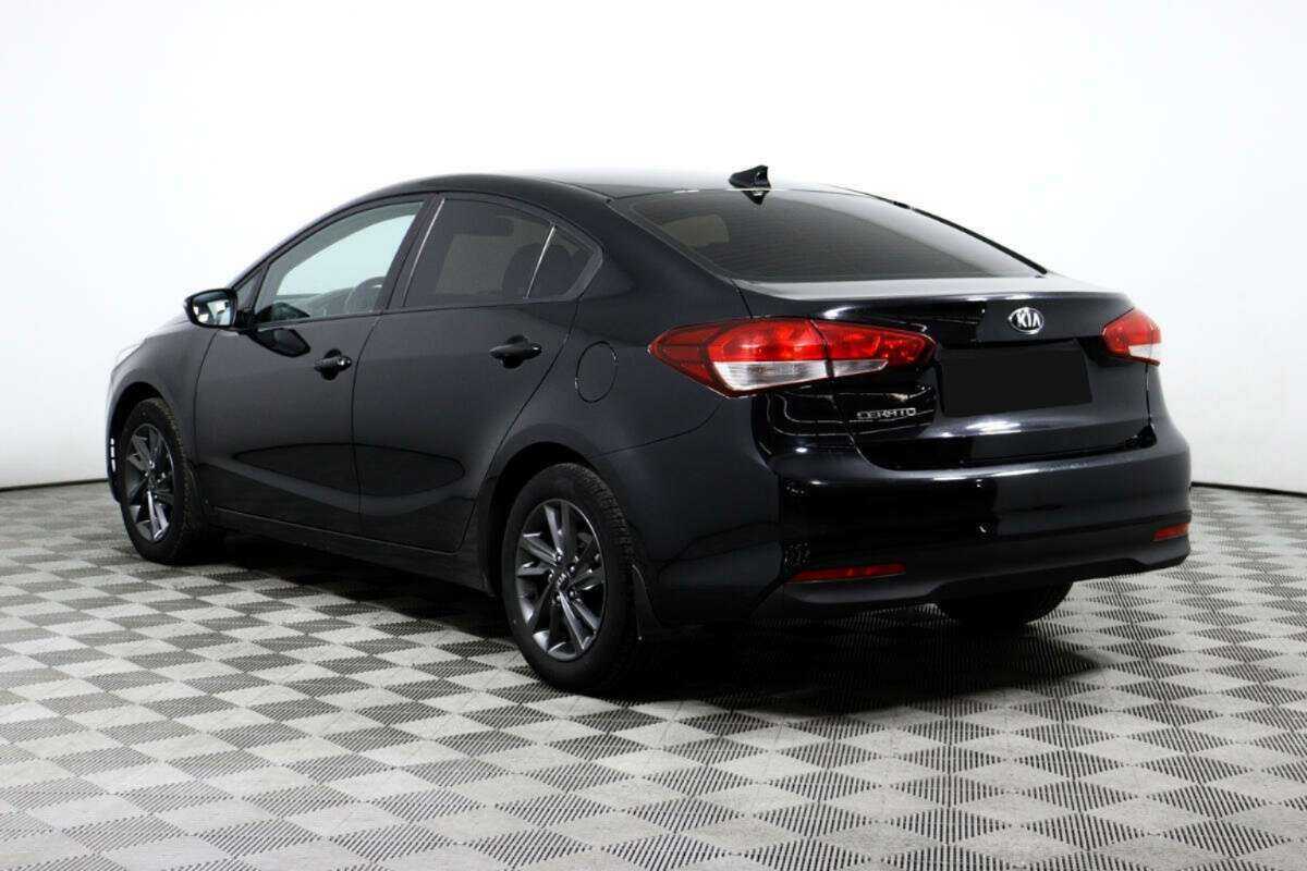 Kia Cerato с пробегом — 2018 год. Фото: #5