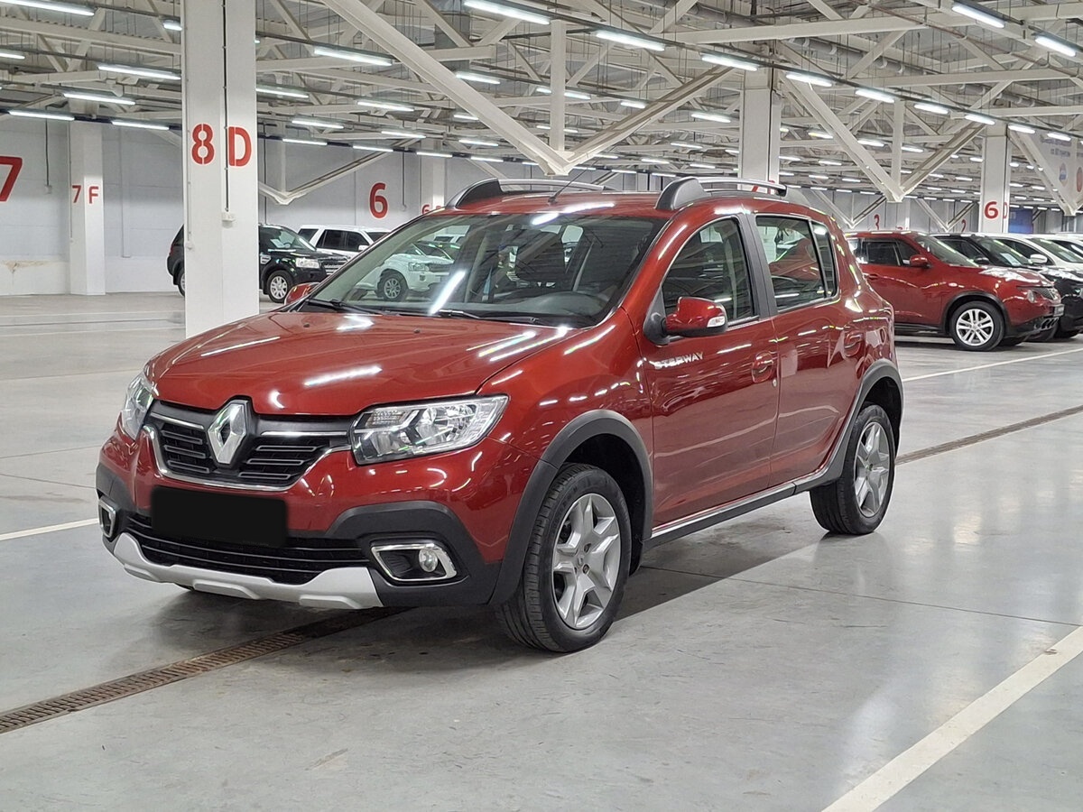 Renault Sandero с пробегом — 2021 год. Посмотреть фото