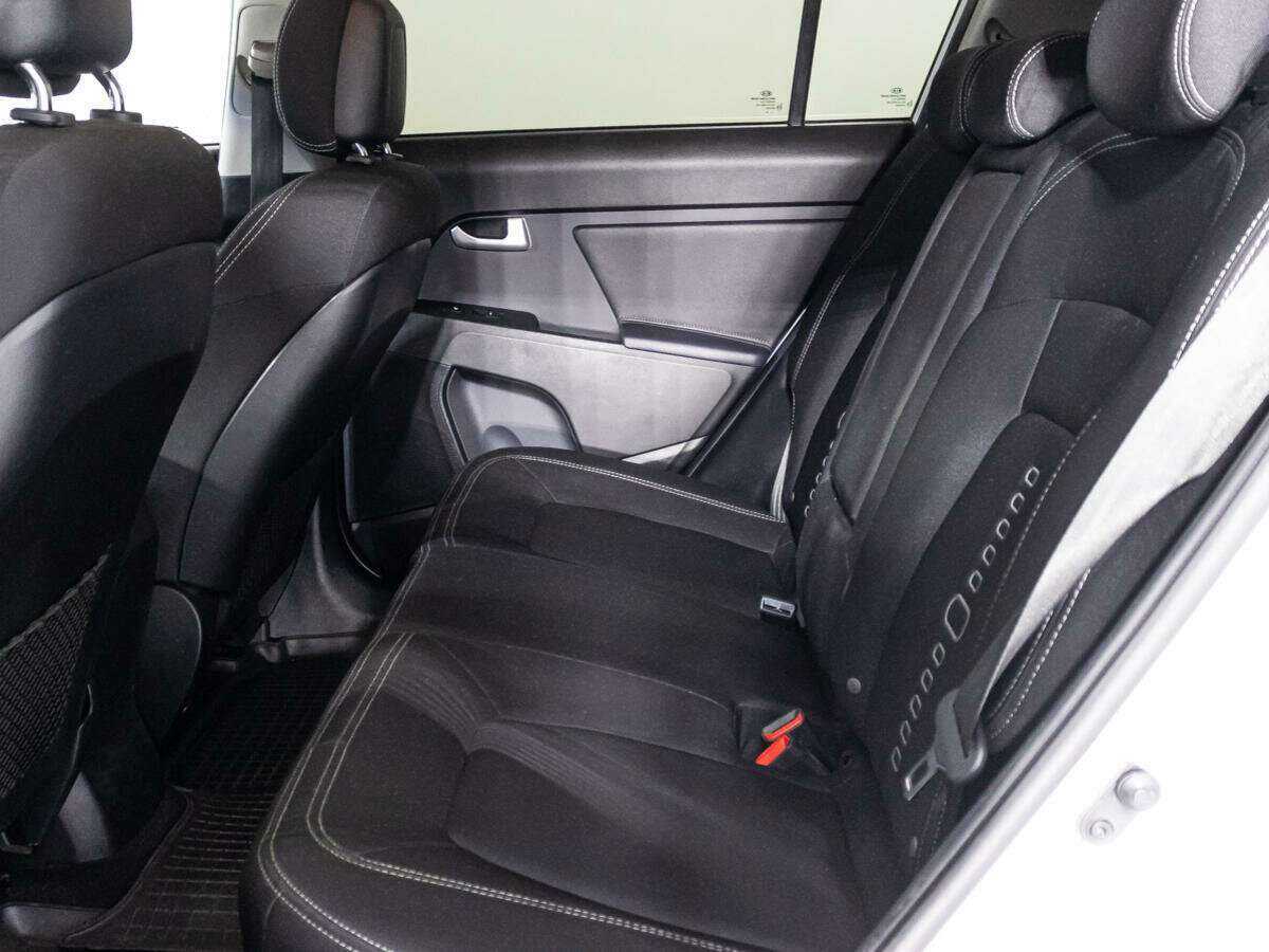 Kia Sportage с пробегом — 2014 год. Фото: #9