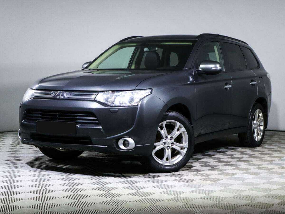 Mitsubishi Outlander с пробегом — 2013 год. Посмотреть фото