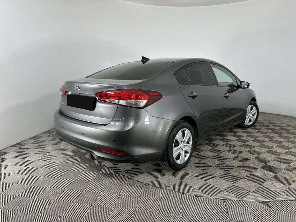 Kia Cerato с пробегом — 2019 год. Фото: #5