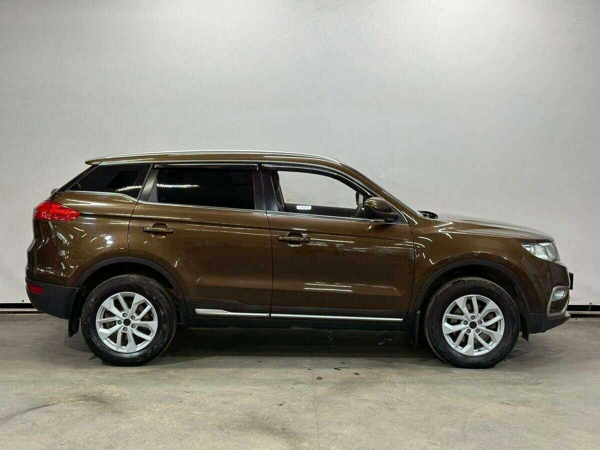 Geely Atlas с пробегом — 2019 год. Фото: #3