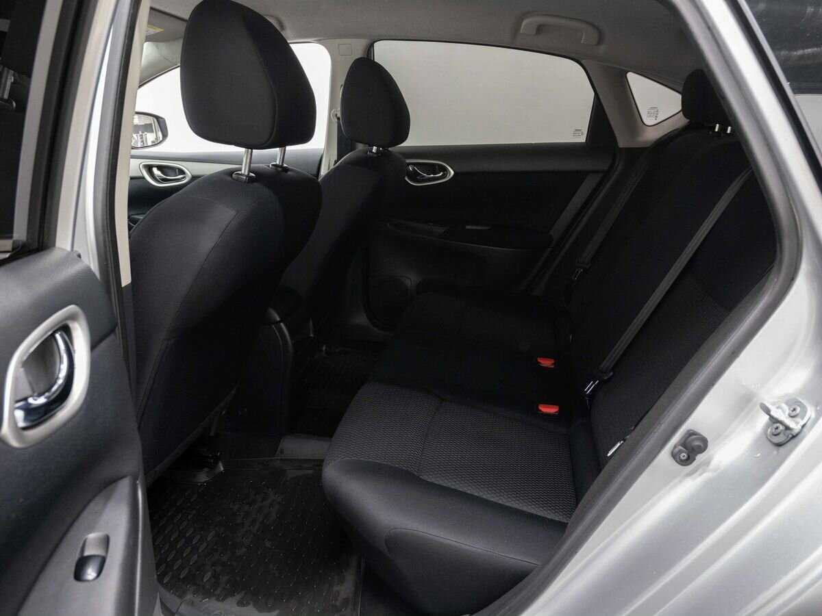 Nissan Sentra с пробегом — 2015 год. Фото: #10