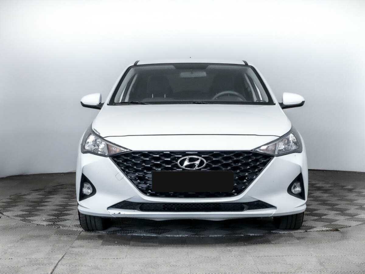 Hyundai Solaris с пробегом — 2021 год. Фото: #1
