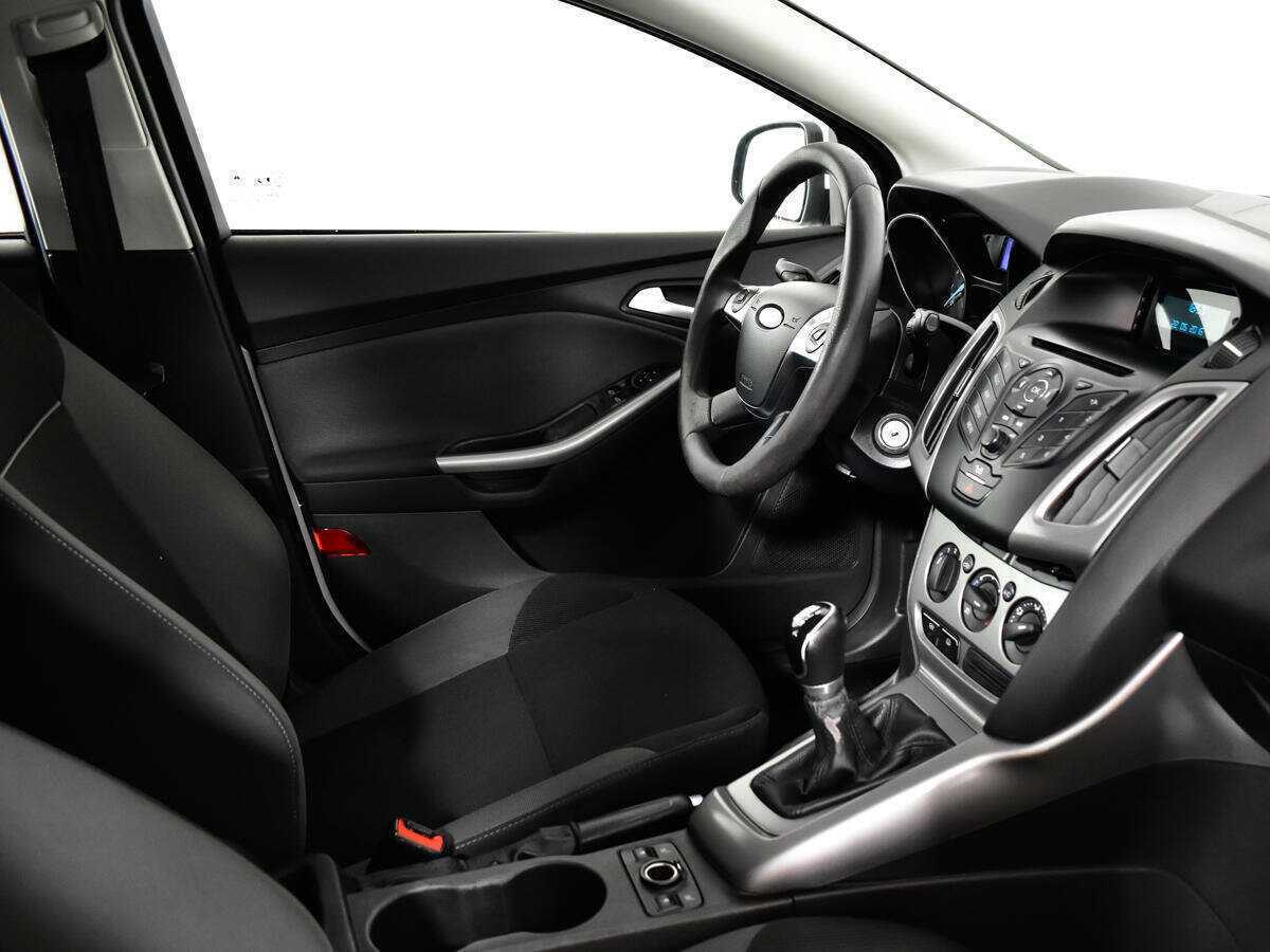 Ford Focus с пробегом — 2015 год. Фото: #8