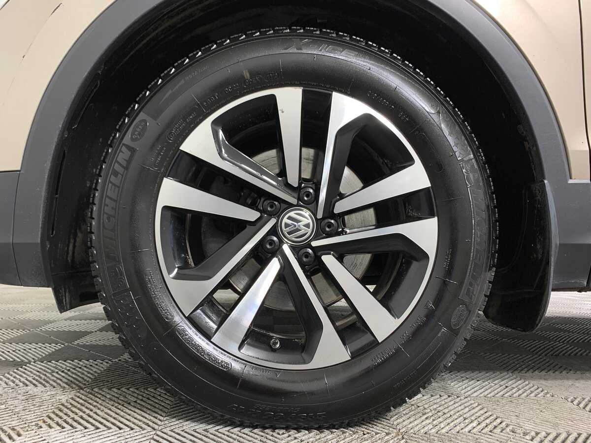 Volkswagen Tiguan с пробегом — 2019 год. Фото: #8
