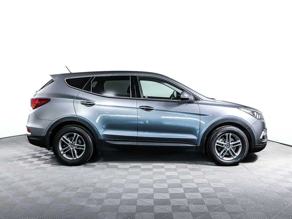 Hyundai Santa Fe с пробегом — 2016 год. Фото: #3